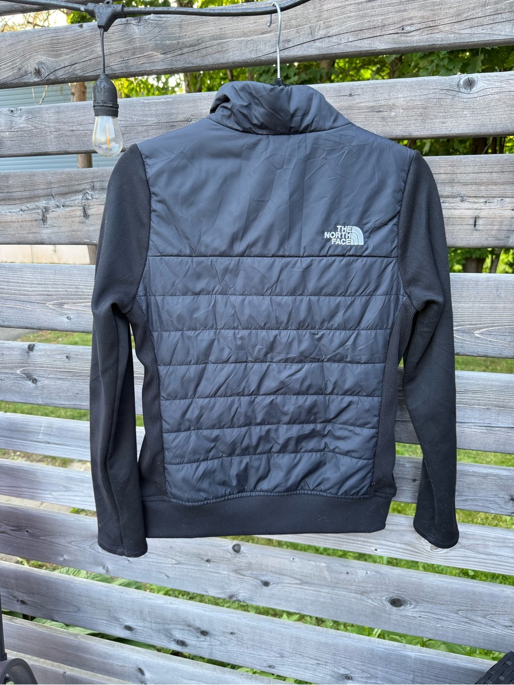 The North Face Women's Black Quilted Hybrid Lightweight Jacket - Picture 2 of 6